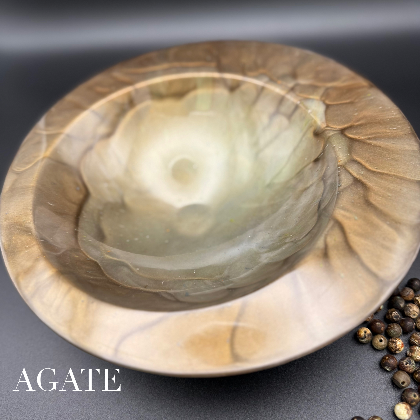 Artistic Resin Decorative Bowl with Agate Influence - Stylish Home Accent