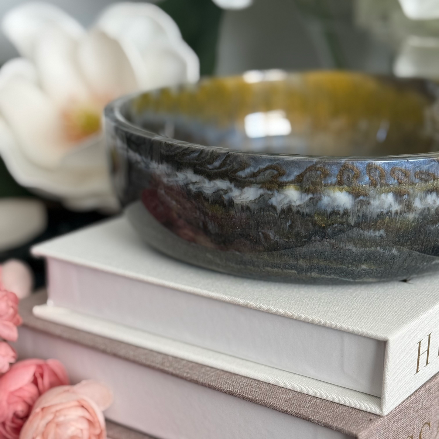Banded Agate Resin Bowl - Stone Inspired Home Decor