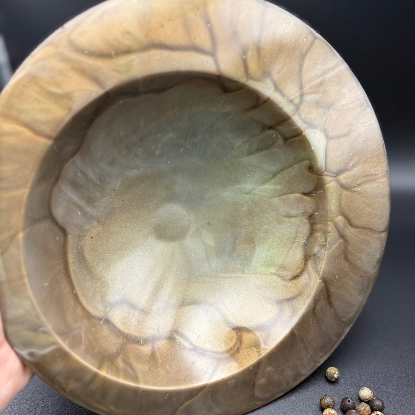 Artistic Resin Decorative Bowl with Agate Influence - Stylish Home Accent