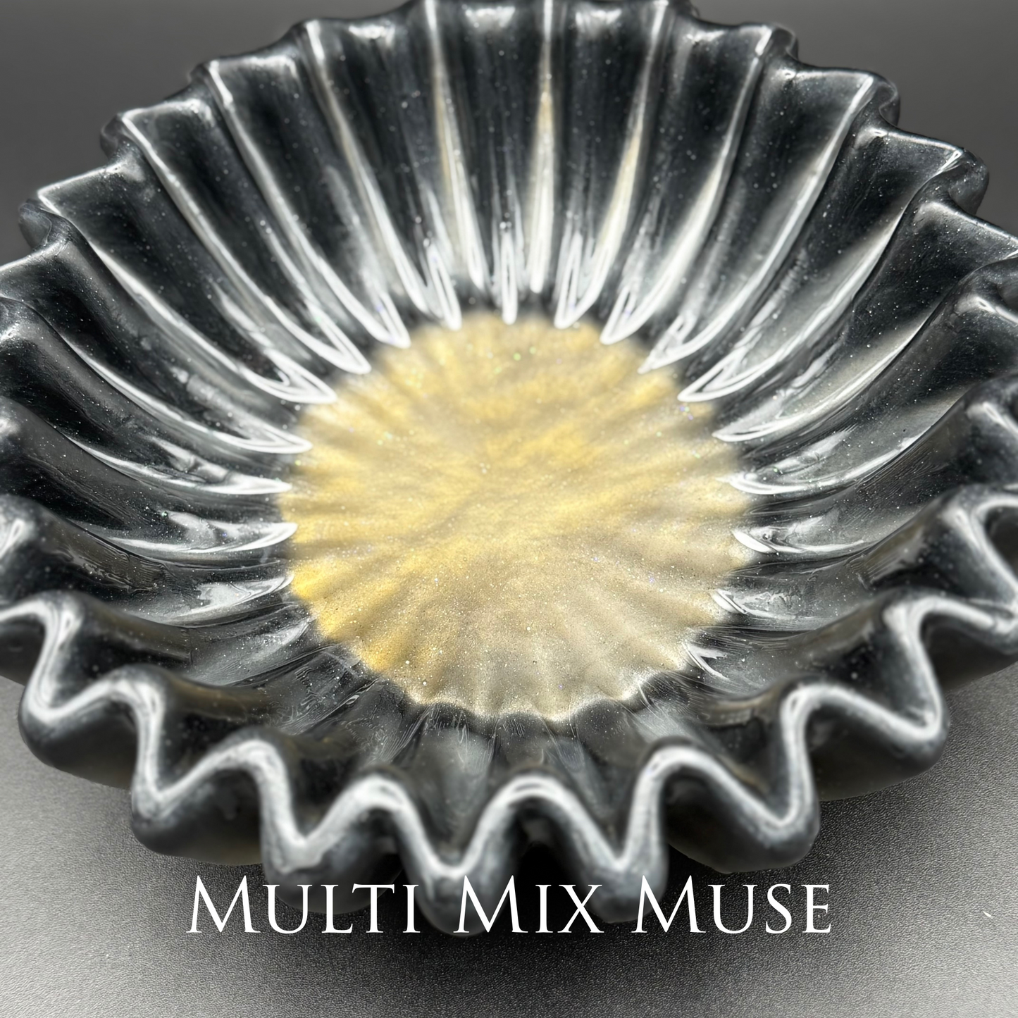 Multi Mix Muse Pleated Bowl | Black and Gold  Medium Decorative Bowl