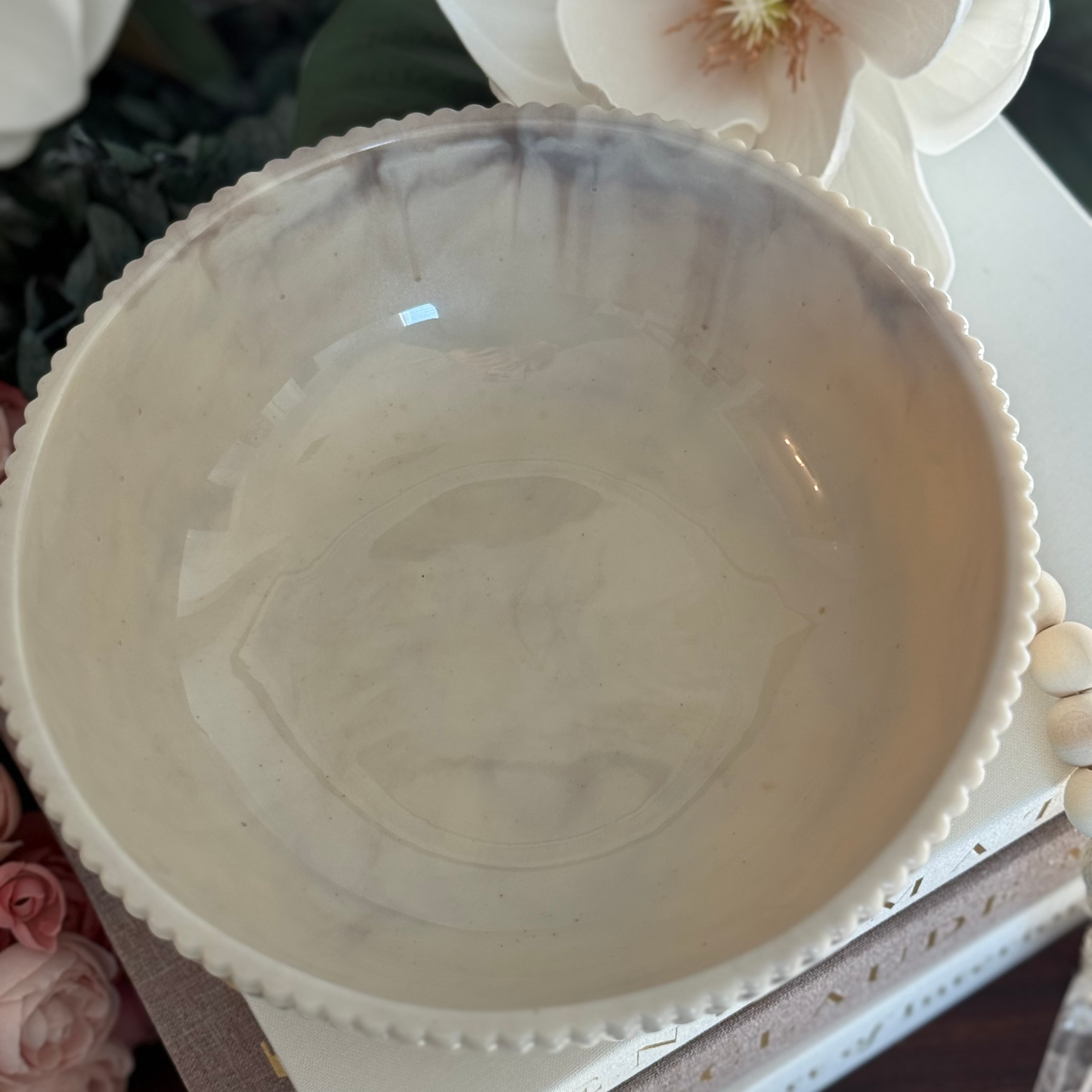 Medium Elegant Alabaster Inspired Resin Bowl for Stylish Serving