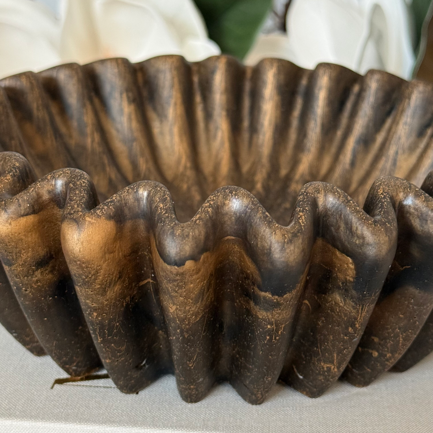 Wood Pleated Resin Bowl - Minimalist Bowl