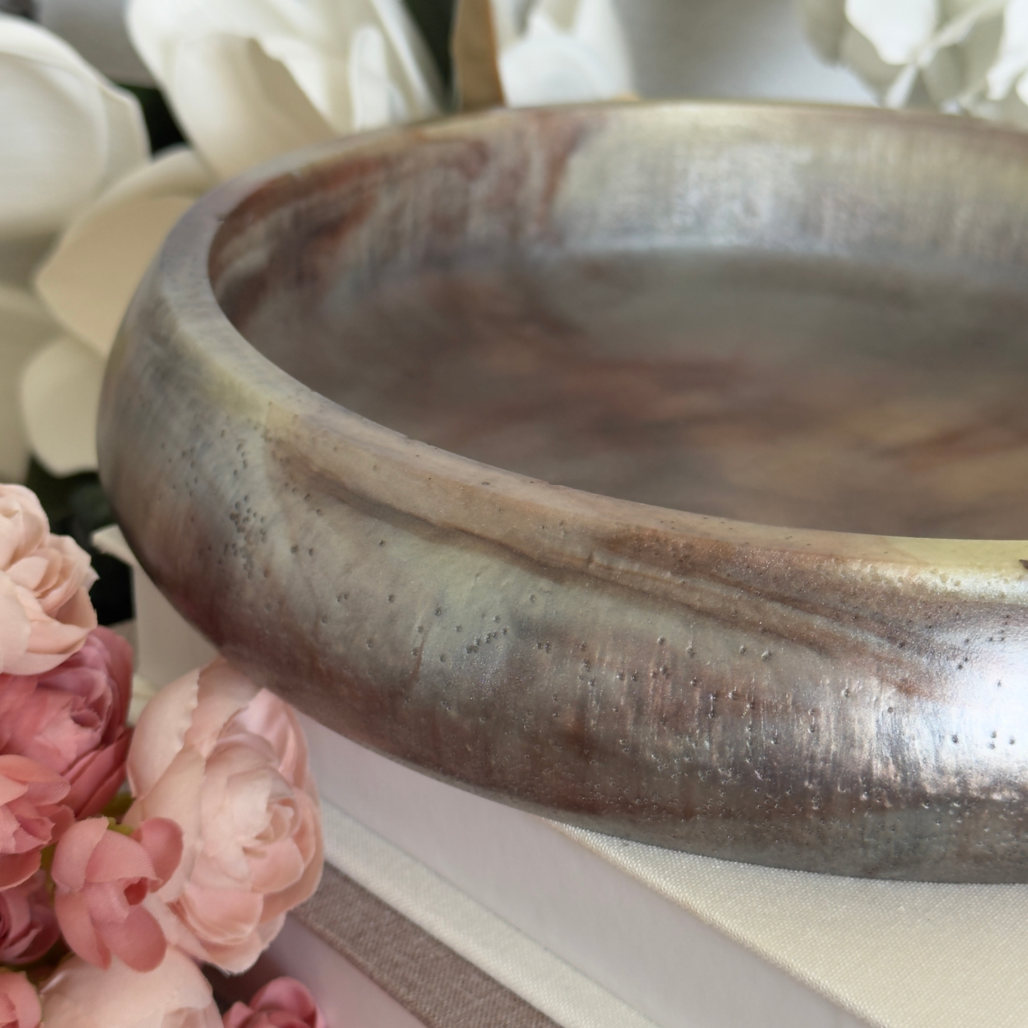 Gorgeous Brown Garnet Resin Bowl with Tortoise Influence